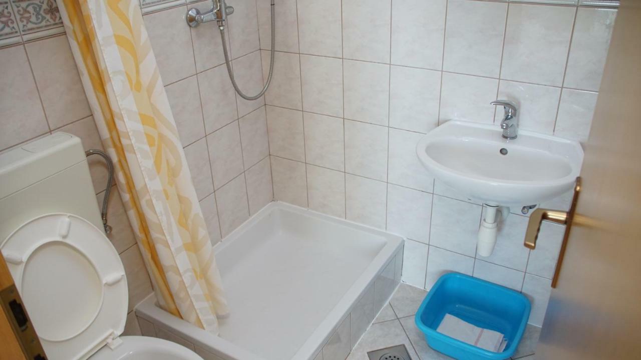 Apartmani Sipic , Bilo - Primosten Ngoại thất bức ảnh