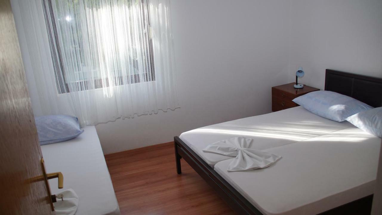 Apartmani Sipic , Bilo - Primosten Ngoại thất bức ảnh