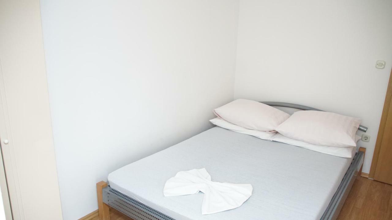 Apartmani Sipic , Bilo - Primosten Ngoại thất bức ảnh